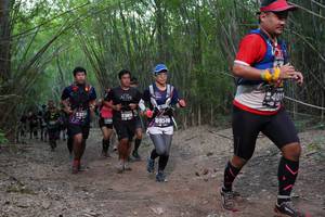 BIB: 401, 3858, 3348
                            <button type="button" onclick="openModal(4110756)" class="btn btn-primary btn-sm float-right btn-popup" data-toggle="modal" data-target=".modal-high-quality">
                        <i class="fas fa-shopping-cart"></i> Add to Cart
                    </button>
                                            <button type="button" onclick="isThisMe(4110756, true)" class="btn btn-success btn-sm float-right btn-popup btn-isme hidden" data-toggle="tooltip" data-placement="bottom" title="นี่คือรูปของคุณใช่ไหม คลิกที่นี่เพื่อเอาเข้าอัลบั้ม">
                        <i class="fas fa-plus"></i> Add to album
                    </button>
                    <button type="button" onclick="isThisMe(4110756, false)" class="btn btn-warning btn-sm float-right btn-popup btn-isnotme hidden">
                        <i class="fas fa-ban"></i> Remove from album
                    </button>